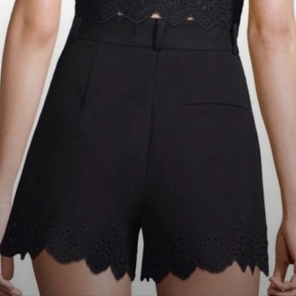 NEW Derek Lam 10 Crosby black shorts high waisted scalloped eyelet zip up size 0 - Picture 4 of 16